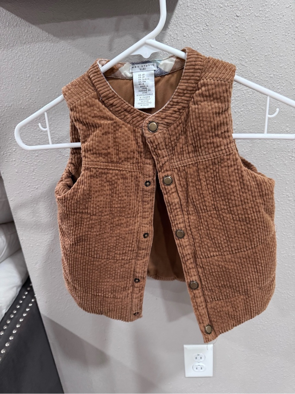 Max Studio Kids Brown Corduroy Quilted Vest